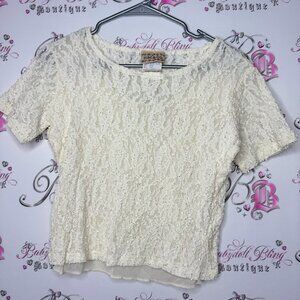 Kim & Co lace top stretchy Tshirt cream white floral flowers mesh vintage